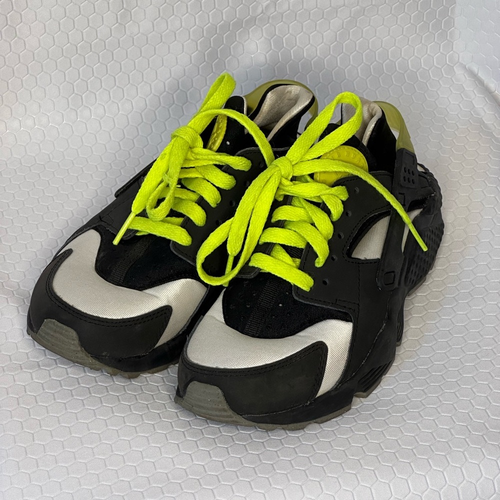 Nike ID Huarache Sneakers